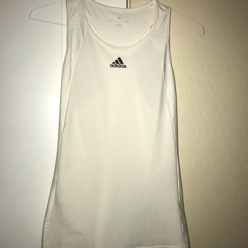 NWOT Razor back tank top